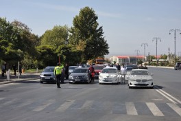 Naxçıvanda Anım Günü ilə əlaqədar şəhidlərin xatirəsi 1 dəqiqəlik sükutla yad edilib - FOTO 