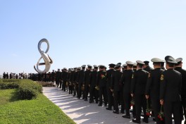 Dövlət Xidmətinin şəxsi heyəti Zəfər parkını ziyarət edib