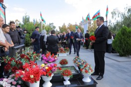 Naxçıvanda şəhidlərin xatirəsi anılıb