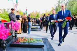 Naxçıvanda şəhidlərin xatirəsi anılıb