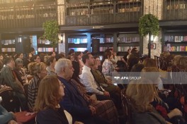 “Sənsiz” adlı ədəbi-musiqili gecə keçirilib - FOTO 