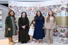 Leyla Əliyeva Müqəddəs Taxt-Tacda Azərbaycan xalçaları sərgisinin açılışında iştirak edib