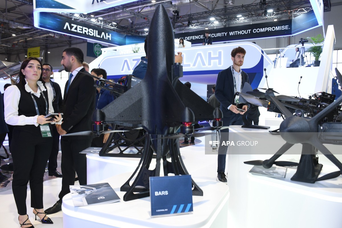 Azərbaycanın PUA-sı ilk dəfə ADEX-2026 sərgisində nümayiş etdirilib - FOTO 