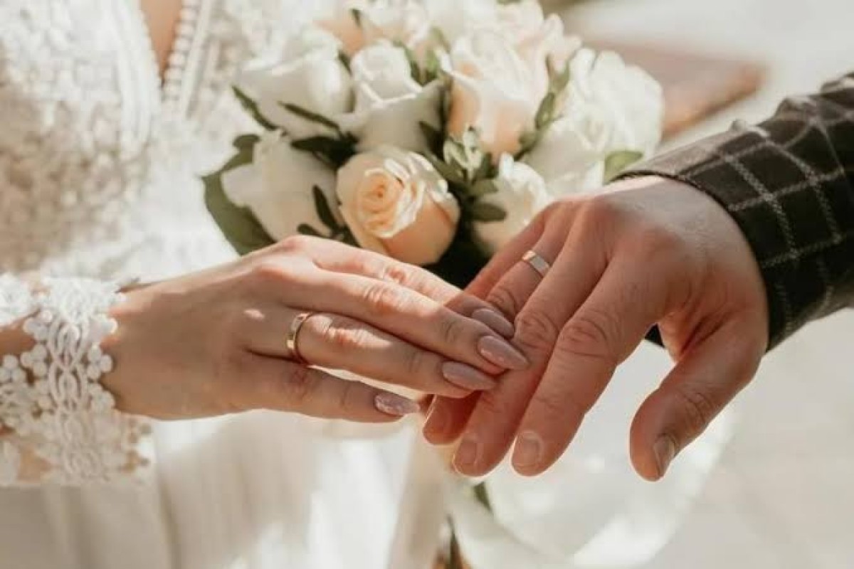 Uşaqla nikah bağlamadan ailə qurmaq erkən evlilik sayılacaq