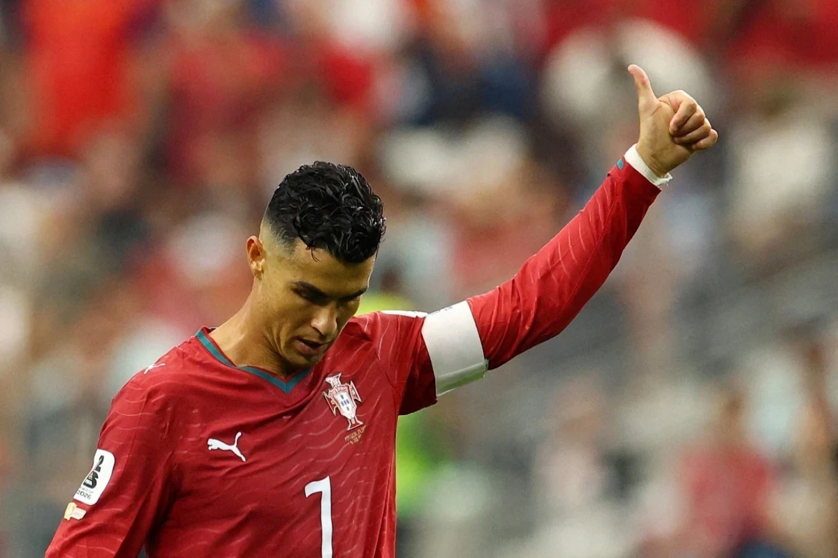 Ronaldo millinin düşərgəsini tərk edib