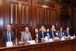 Azərbaycan və Gürcüstanın ali məhkəmələri arasında memorandum imzalanıb
