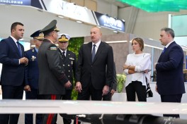 Prezident İlham Əliyev “ADEX 2026” və “Securex Caspian” sərgiləri ilə tanış olub - YENİLƏNİB 