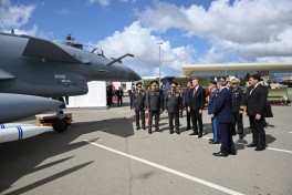 Prezident İlham Əliyev “ADEX 2026” və “Securex Caspian” sərgiləri ilə tanış olub - YENİLƏNİB 