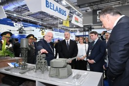 Prezident İlham Əliyev “ADEX 2026” və “Securex Caspian” sərgiləri ilə tanış olub - YENİLƏNİB 