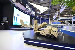 Prezident İlham Əliyev “ADEX 2026” və “Securex Caspian” sərgiləri ilə tanış olub - YENİLƏNİB 