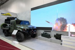 Prezident İlham Əliyev “ADEX 2026” və “Securex Caspian” sərgiləri ilə tanış olub - YENİLƏNİB 