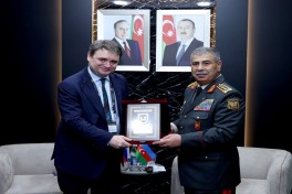 Azərbaycan və Rusiya arasında hərbi sahədə əlaqələrin inkişaf istiqamətləri müzakirə olunub